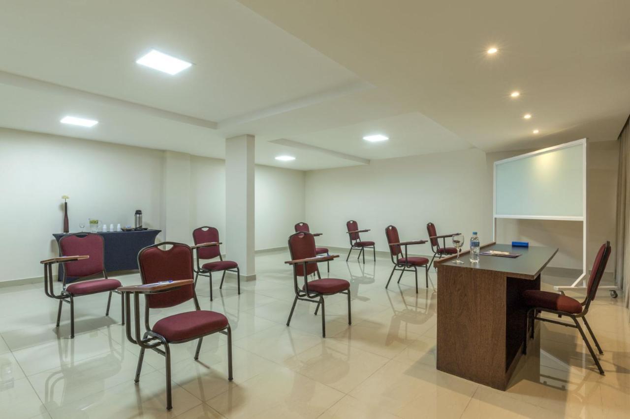 Sia Park Executive Hotel Candangolandia المظهر الخارجي الصورة