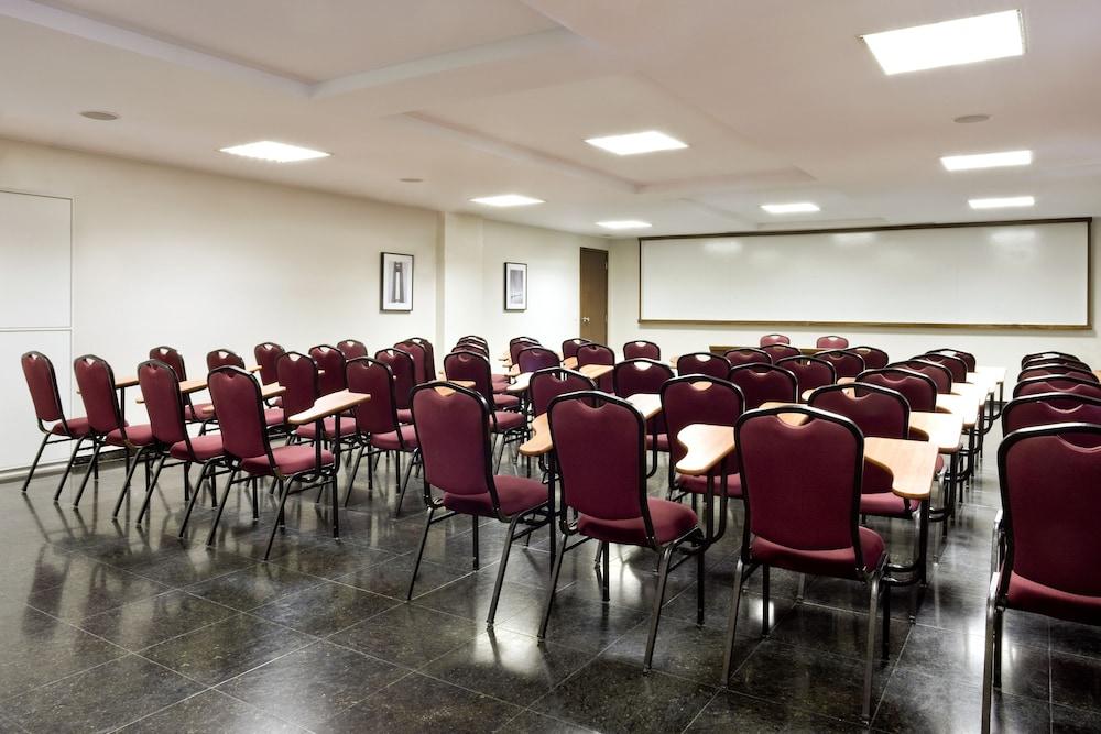 Sia Park Executive Hotel Candangolandia المظهر الخارجي الصورة